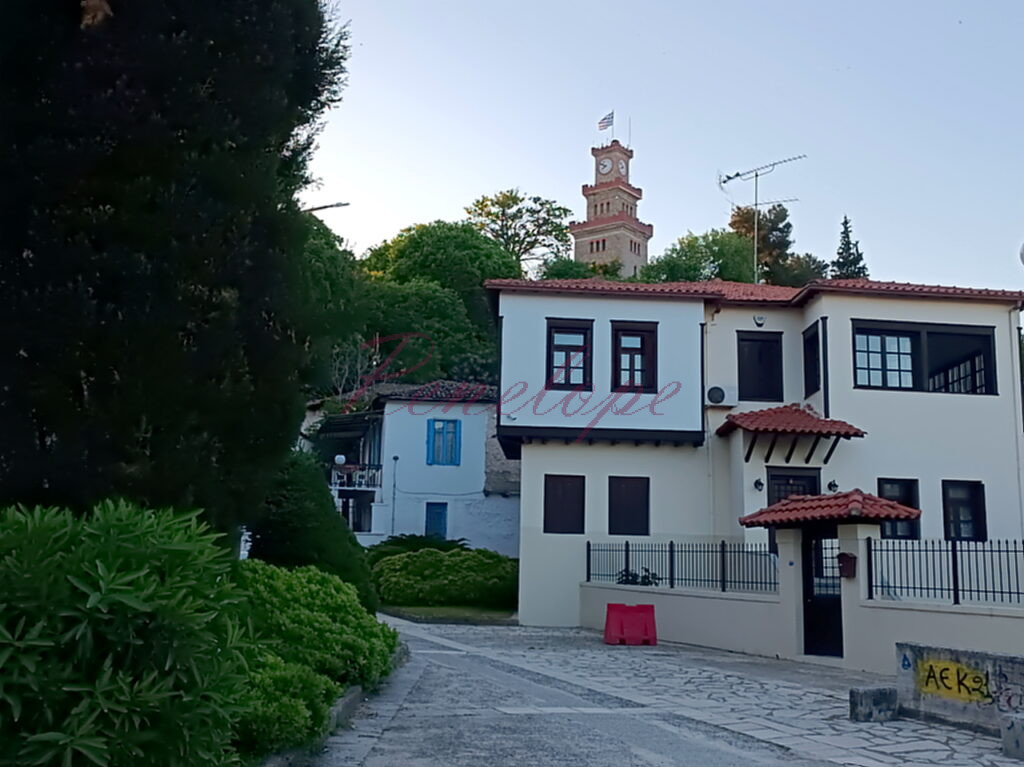 τρίκαλα ρολόι